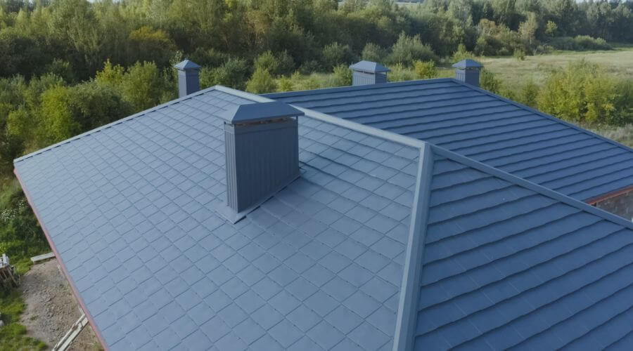 Professional gutter cleaning in McClelland, IA